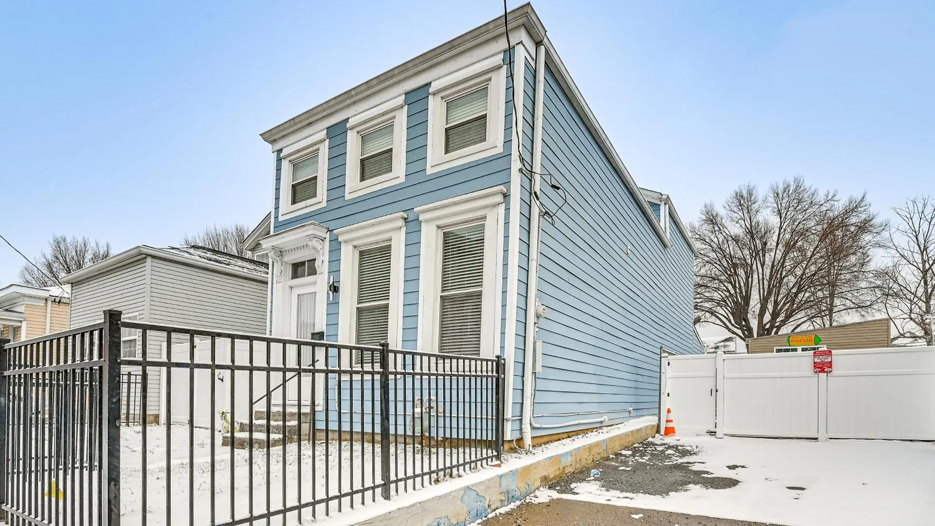 度假居 Family-Friendly Louisville Gem Prime Location! 美国