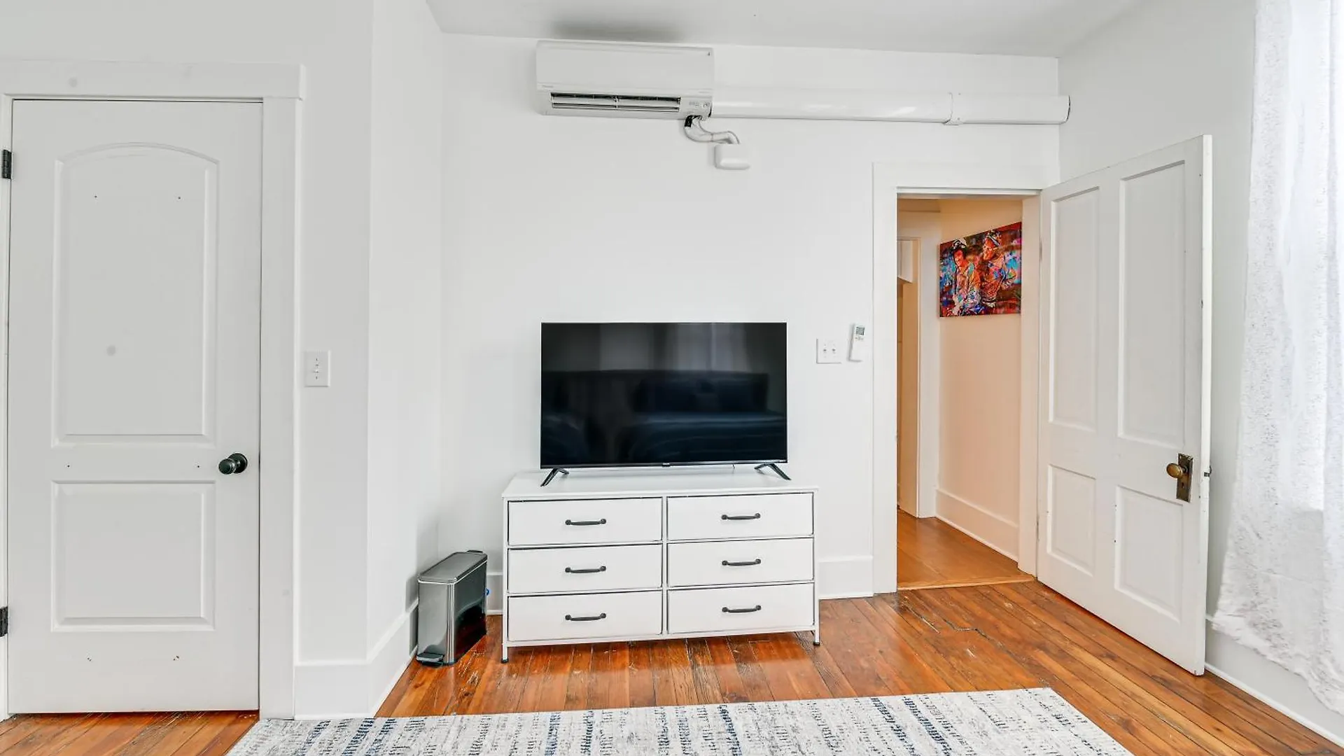 Family-Friendly Louisville Gem Prime Location! 度假居