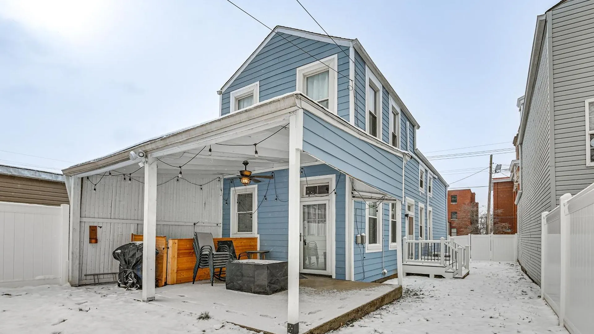 Family-Friendly Louisville Gem Prime Location! 美国